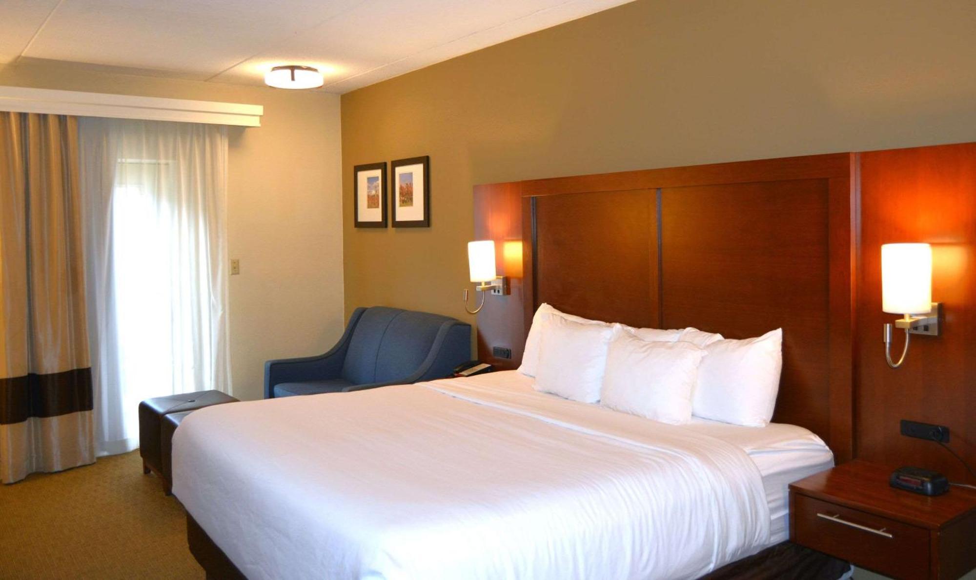 Comfort Inn Lancaster At Rockvale Smoketown  Exterior photo