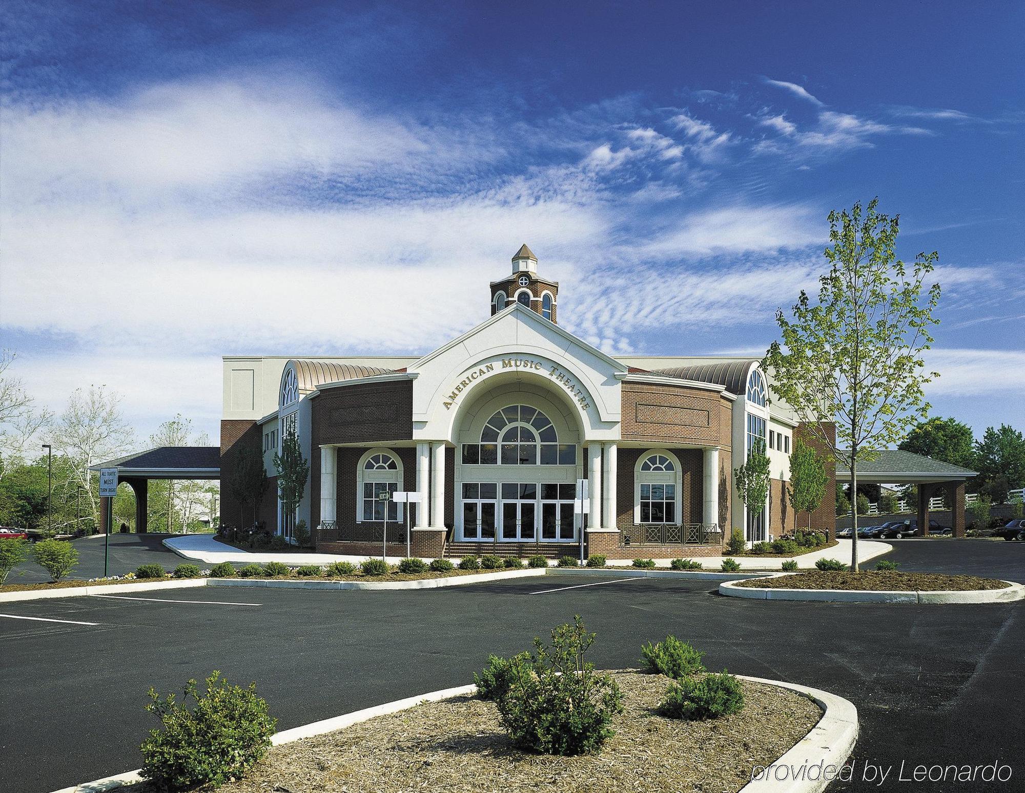 Comfort Inn Lancaster At Rockvale Smoketown  Exterior photo