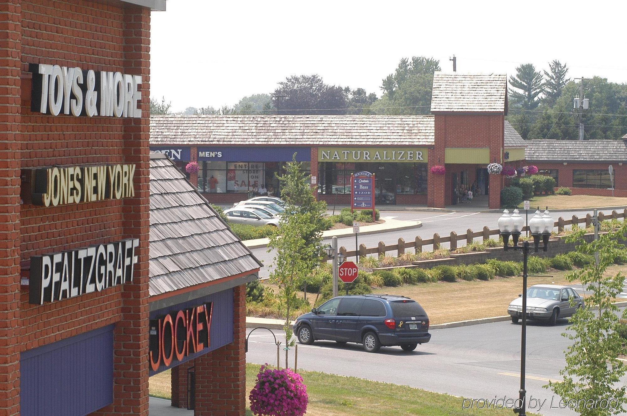 Comfort Inn Lancaster At Rockvale Smoketown  Exterior photo